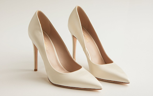 Jessica Lendrilla Shoe 7.5 Ivory